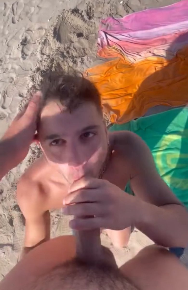 Love going to the beach ☀️

Video is up you know where ↗️