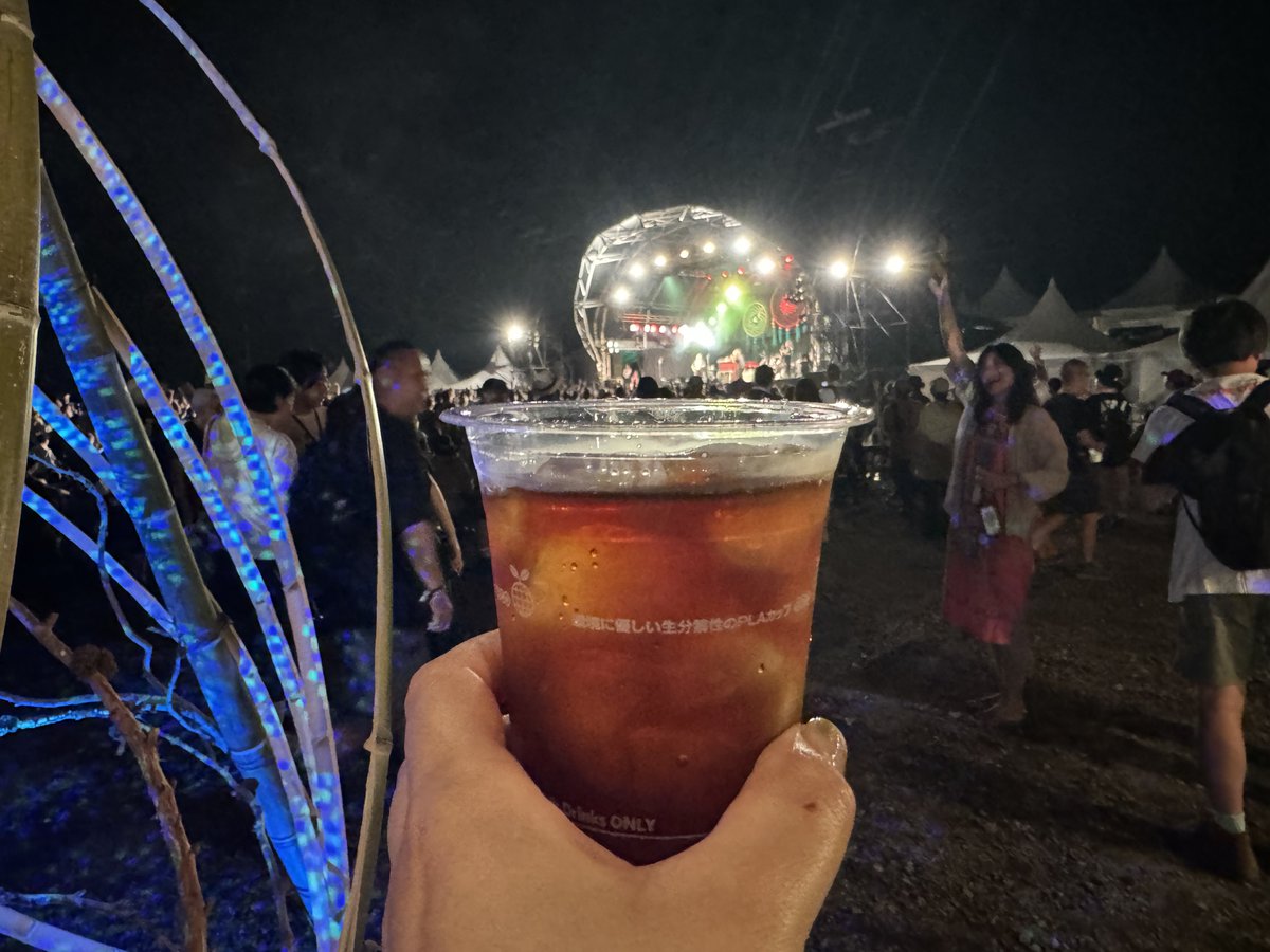 shzk_pc's tweet image. 今夜こそ遊ぶつもりなのでレーコーぶちこむ。
夜はこれからだ。