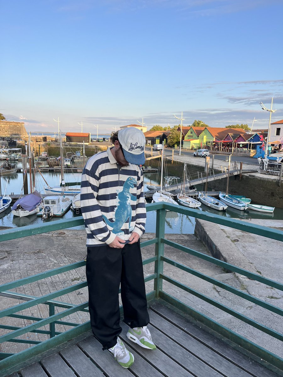 oldtimefever's tweet image. j’essaye de vous préparer un drop Lacozilla spécial polo à rayures !
Vous avez l’air chaud dessus 🫶