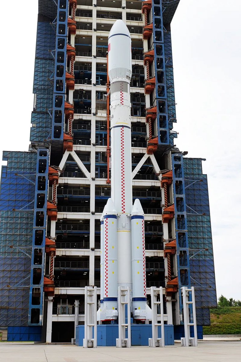 wulei2020's tweet image. Congratulations! A modified #LongMarch-6 carrier rocket lifted off from the #Taiyuan Satellite Launch Center at 6:03 pm Beijing time on July 27, sending the fifth group of low Earth orbit satellites for a satellite internet constellation into orbit.