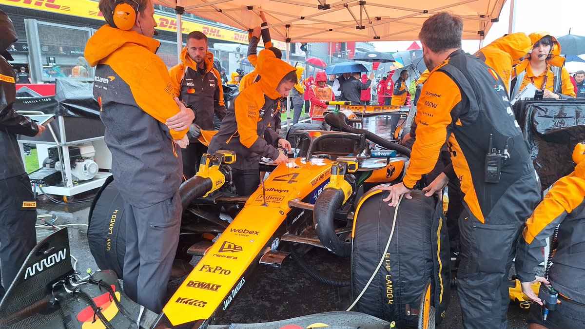 robertofunoat's tweet image. Real time dalla griglia di partenza (📸@pciccarone ) #F1 #BelgiumGP #Norris #McLaren