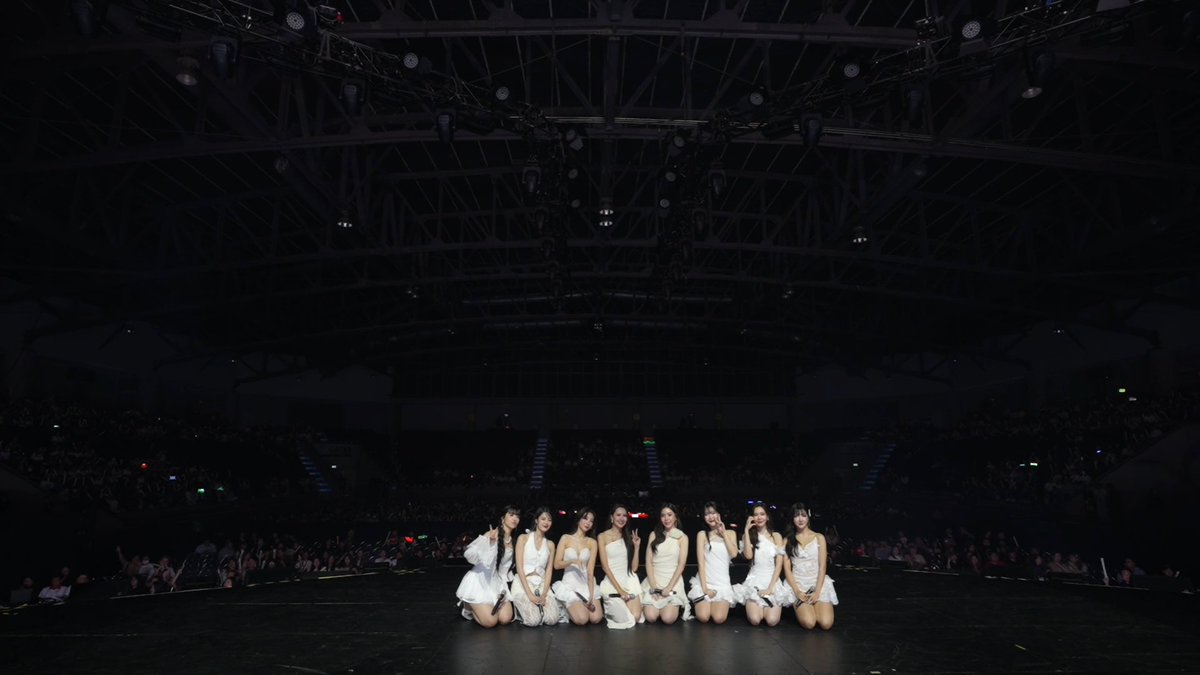 honeycomb824's tweet image. จบไปแล้วกับงาน Glow up Glam up Concert ✨
ขอบคุณแฟนคลับทุกๆคนที่มาร่วมเป็นส่วนหนึ่งในความทรงจำดีๆแบบนี้ไปด้วยกันนะคะ ขอบคุณทุกๆการสนับสนุนจากทุกๆคนค่าาา 🫶🏻🩷
ท่านไหนที่ได้สิทธิ์เบเนฟิตต่างๆ อย่าลืมไปรับสิทธิ์กันน้าาาา~
#GlowupGlamupConcert
#JennisOprasert
#KaewNatruja…