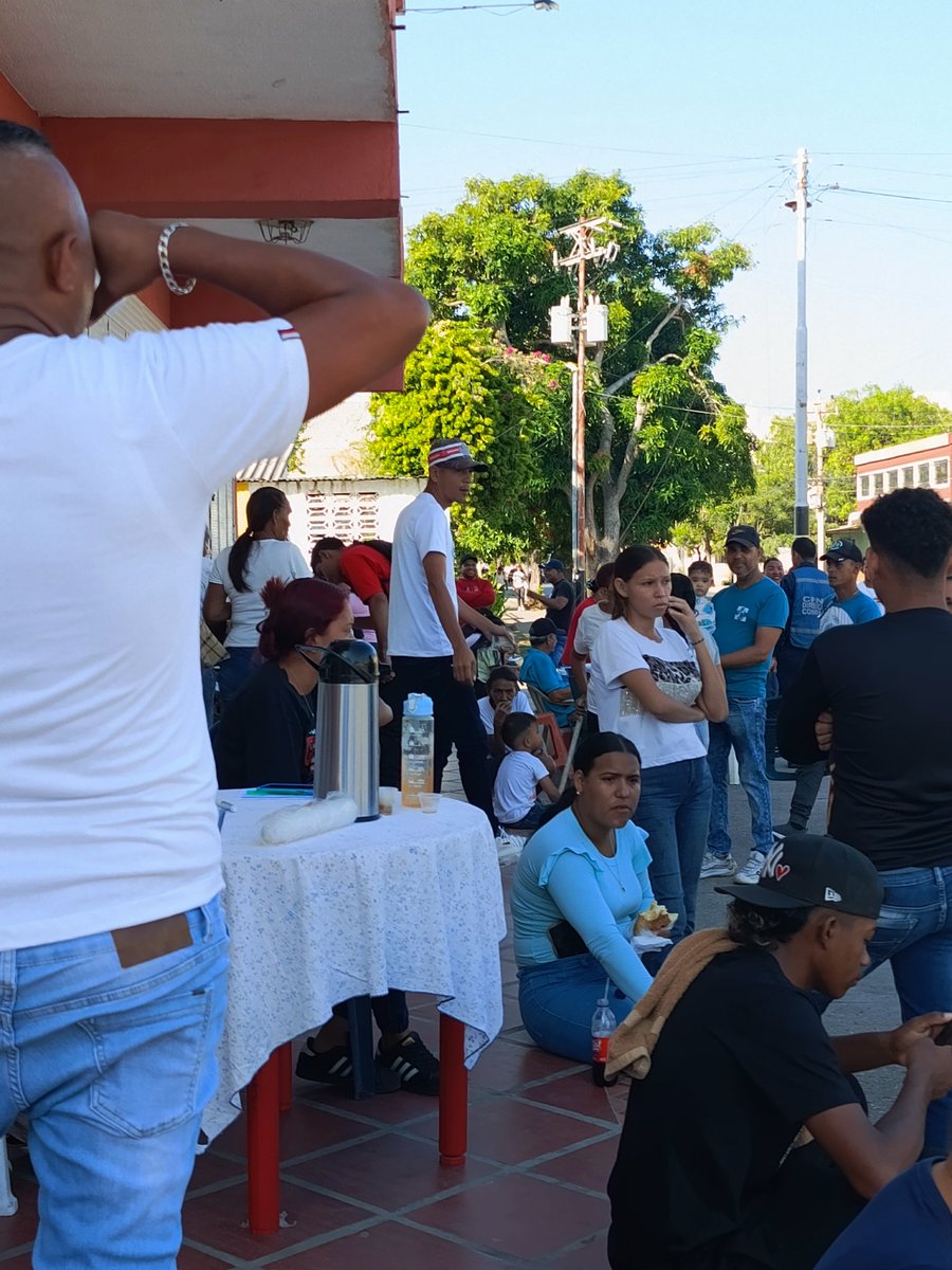 monagasreb's tweet image. Escuela Básica Corazón de Jesús, Cumaná, Edo. Sucre.
7:30am
#VotoPorMiProyecto
#EleccionesMunicipales2025
.@NicolasMaduro