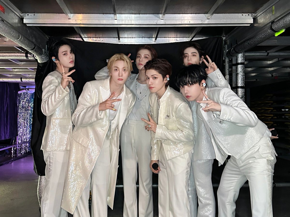 BOYNEXTDOOR_KOZ's tweet image. 250727 BOYNEXTDOOR TOUR 'KNOCK ON Vol.1' FINAL 🚪📸
#BOYNEXTDOOR #보이넥스트도어 #BND #KNOCK_ON_Vol_1
#KNOCK_ON_Vol_1_FINAL
#BOYNOW