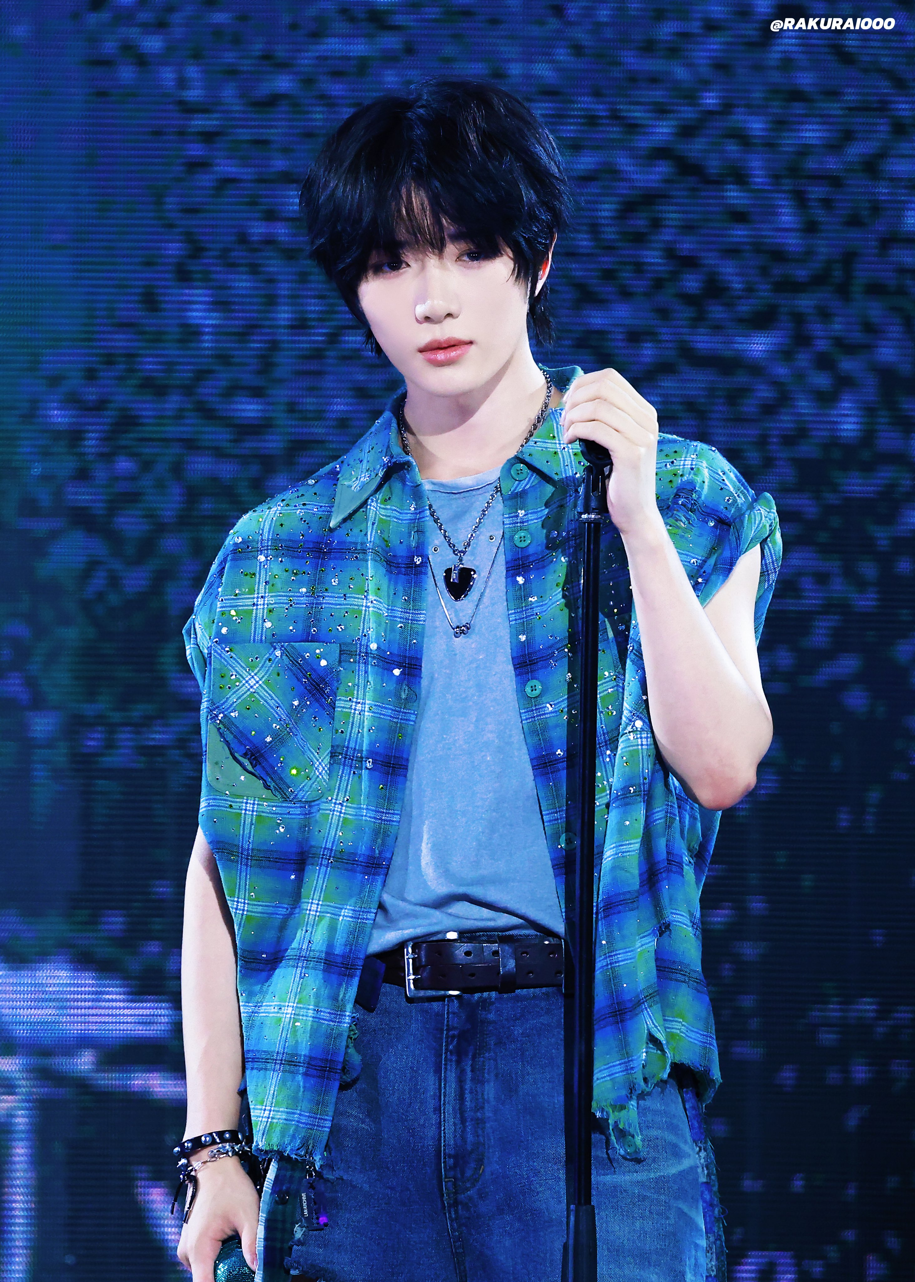 TXT Beomgyu ラキドロ 553 m2u R2 TXT Beomgyu ラキドロ 553 m2u R2 - メルカリ