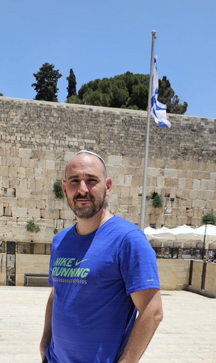 danilerer's tweet image. Ierushalaim shel zaav / Jerusalén de oro.