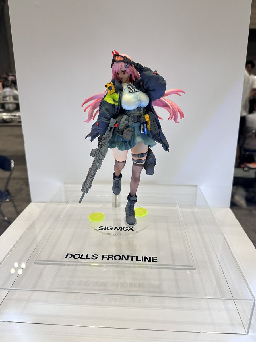 codereidn's tweet image. #ワンフェス
 #WF2025S
 #ワンフェス2025夏
 #ドルフロ
ちゃんとドルフロのフィギュアも､製作しているようだな。