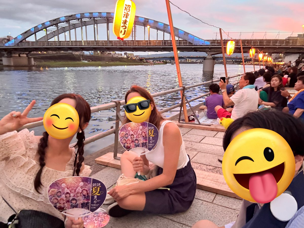 tomoTPS's tweet image. 今年の夏まつりも楽しかったね…🎆