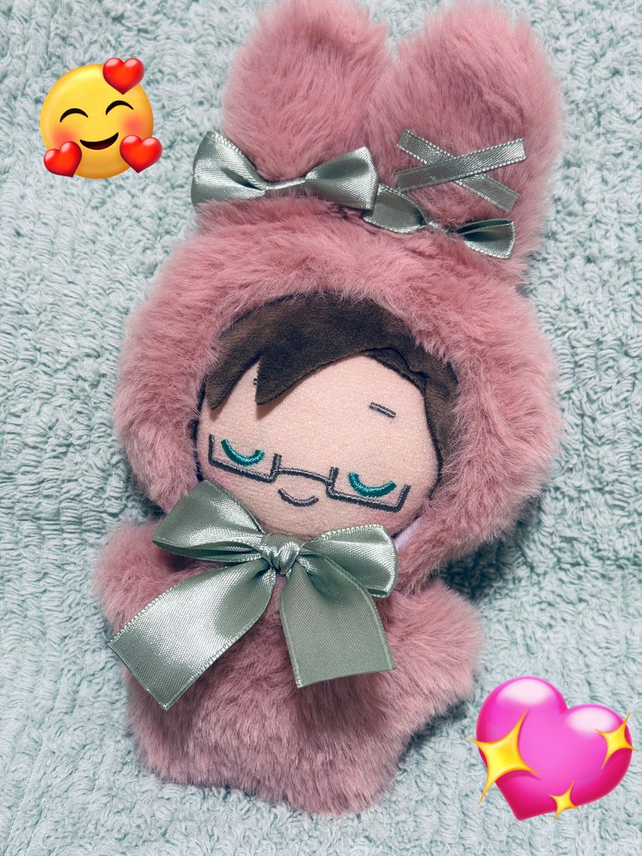 hyp_thrhymino's tweet image. うちの銃兎さんにぬい服着せてみました！！！！
わりといい感じ！！！！！