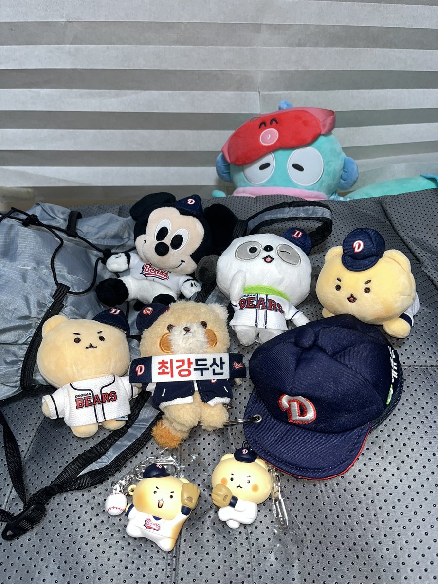orezzol's tweet image. 다음주 야구장 워터밤 간다 
딱 기다려 ㅋㅋ
