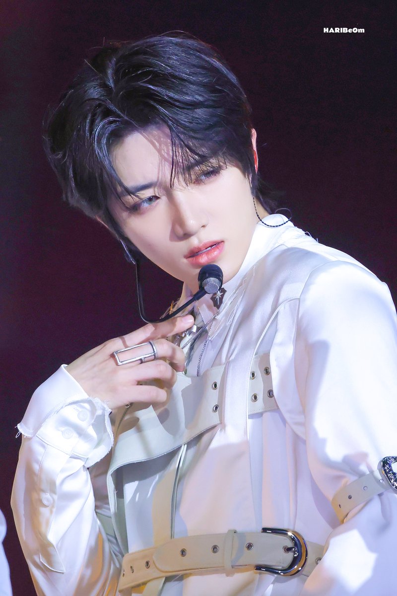 HARIBeOm_313's tweet image. εïз 250727 εïз SBS SUMMER 가요대전
#투모로우바이투게더
#범규 #BEOMGYU #TXT_범규
#TXT #TOMORROW_X_TOGETHER #ボムギュ