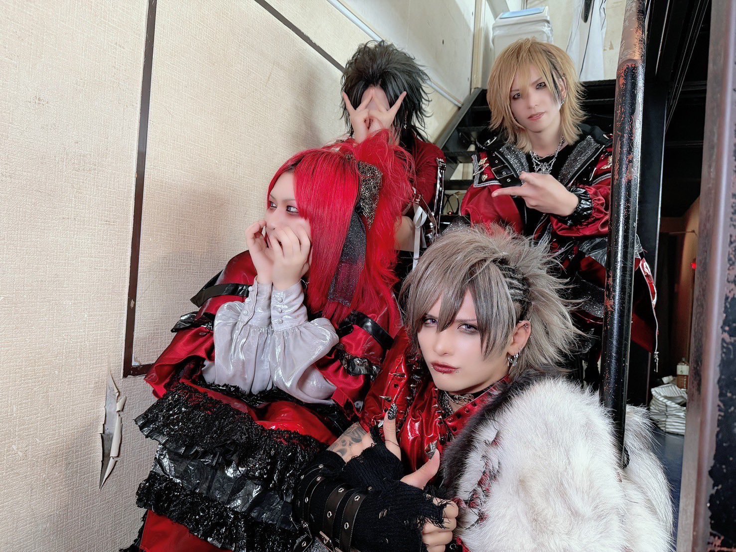 Royz (@Royz_official) / X