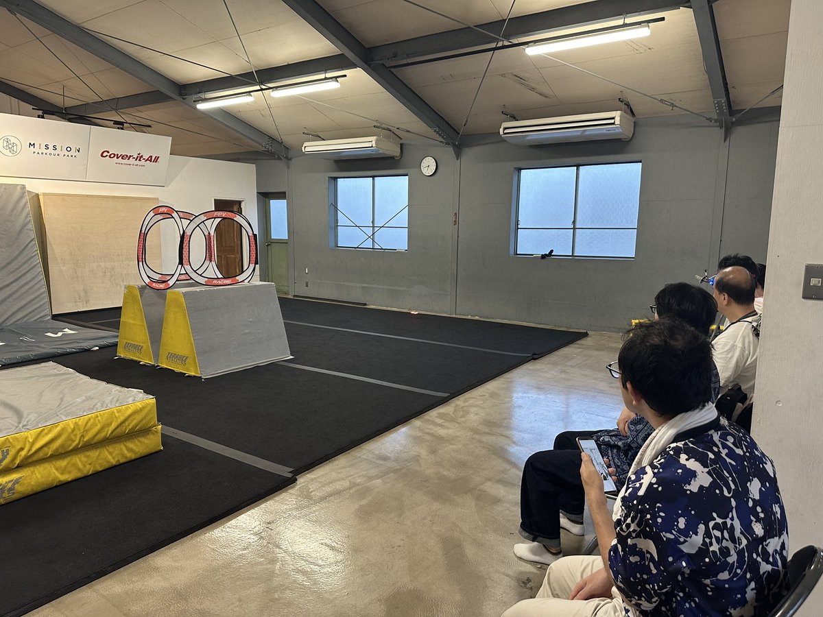 TommFPV's tweet image. #VketReal の開催に合わせてUDroneWTW どろーん部
Real Meet 2025 Summerを開催致しました
実機未経験の方のFPV体験会と実機経験者の本格レースを行いました！
皆様に実機の楽しさを体験して頂けたと思います！
これからもバーチャルとリアル両方からドローンレースの楽しさを広めて行きます！