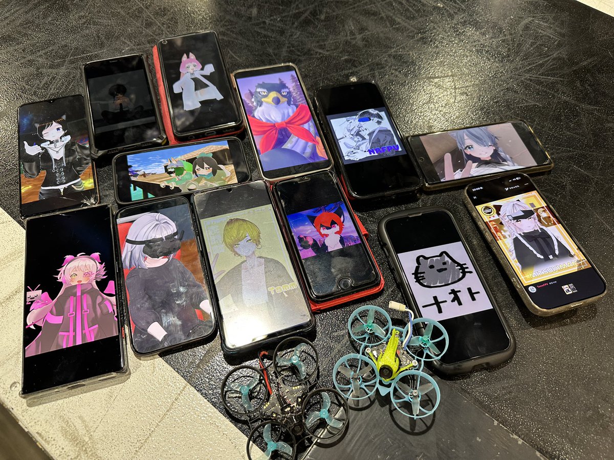 TommFPV's tweet image. #VketReal の開催に合わせてUDroneWTW どろーん部
Real Meet 2025 Summerを開催致しました
実機未経験の方のFPV体験会と実機経験者の本格レースを行いました！
皆様に実機の楽しさを体験して頂けたと思います！
これからもバーチャルとリアル両方からドローンレースの楽しさを広めて行きます！
