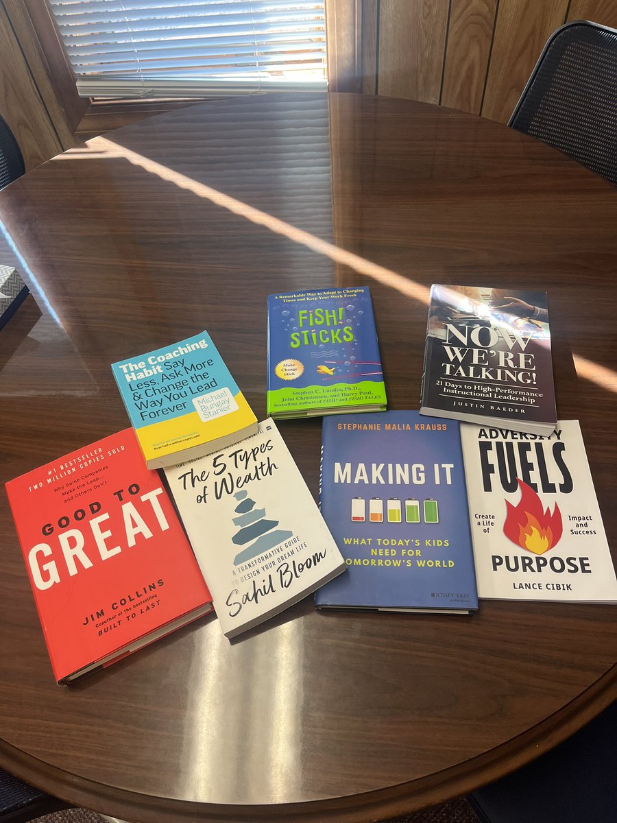 cloverdale2013's tweet image. A little Sunday morning reflection time with some of the best reads…as we preparing to kickoff the opening of the @PrinceEdwardSch School Year!