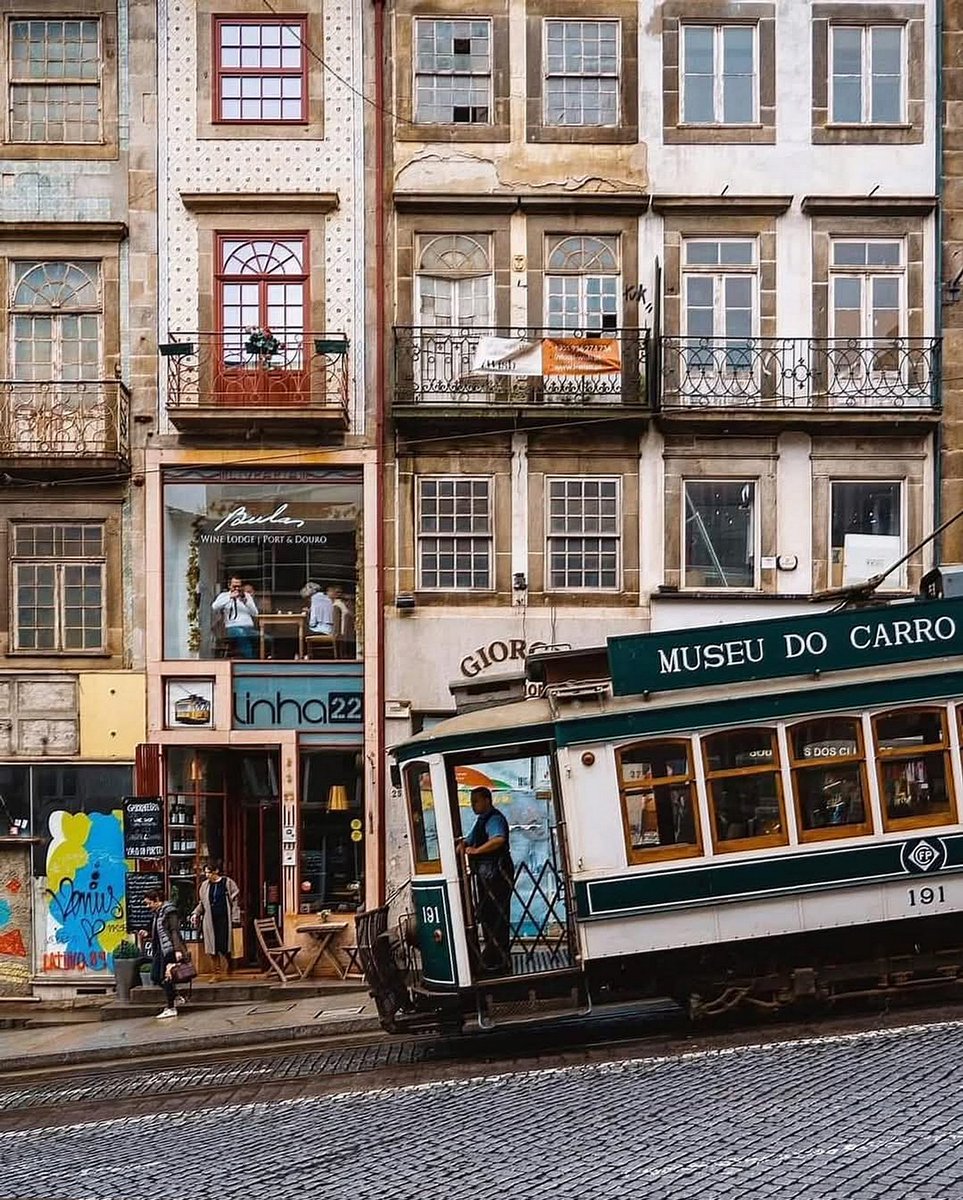 © Savitri Wilder (<a href="/scwilder/">Savitri Wilder</a>) - 
Porto, Portugal