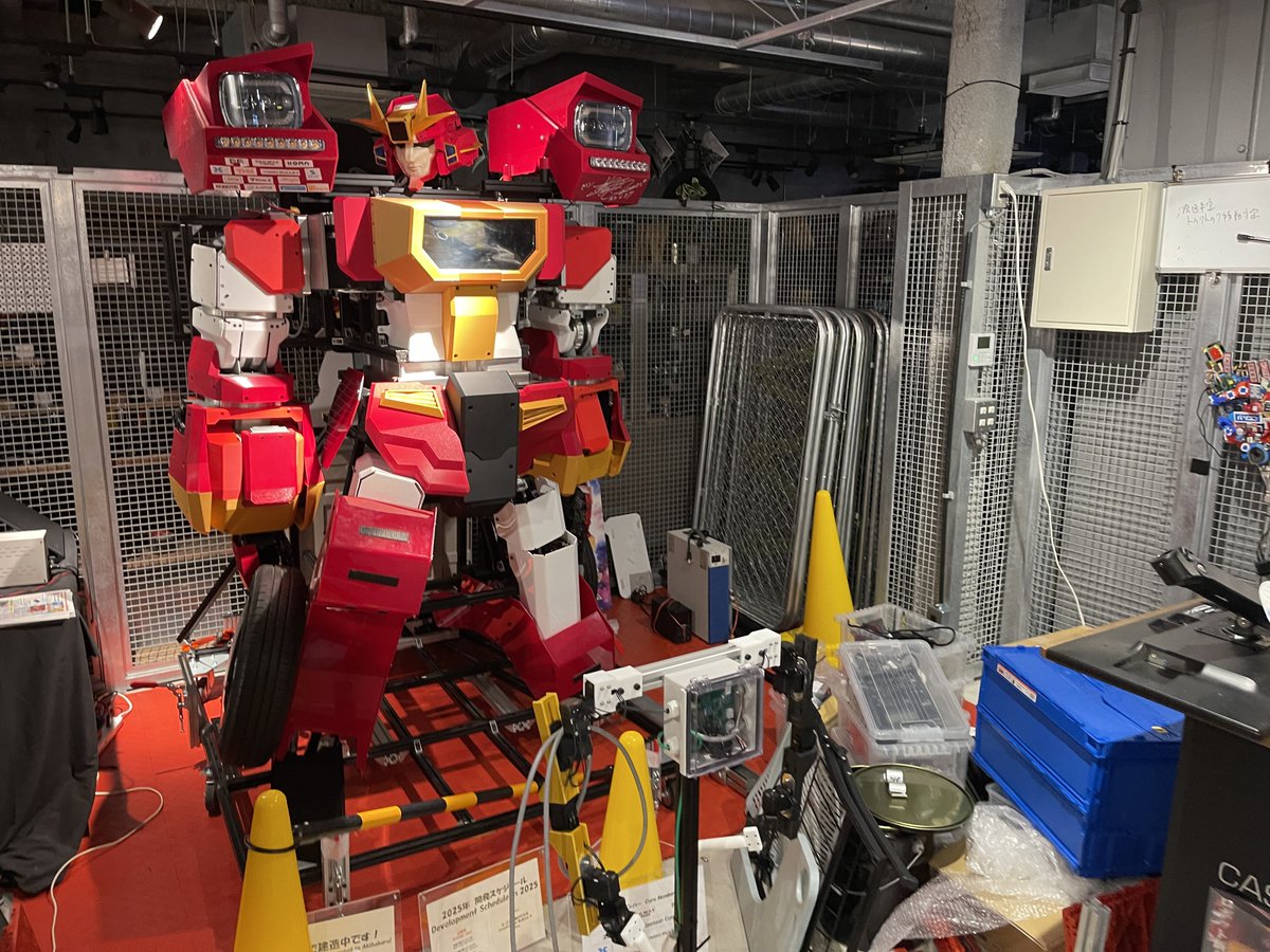 firebarion's tweet image. Vket Real 2025 夏 会場から無事に撤収しました!
今後も秋葉原駅から徒歩5分のSEEK BASE内にあるAkiba RoboLabo Meetupの一角で常設展示しながら開発を進めます。
#ファイバリオン