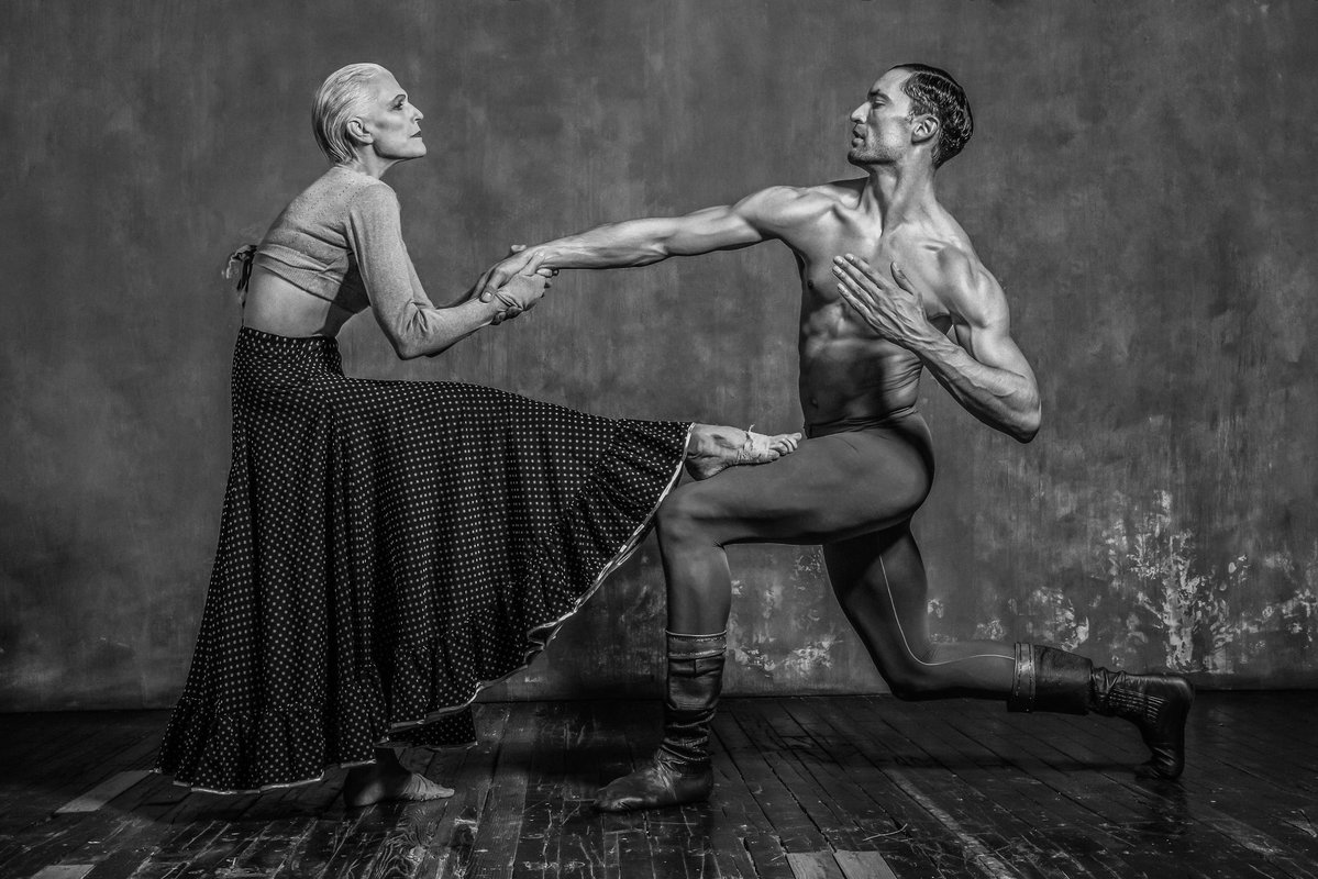 mayemusk's tweet image. Why do I look like a dancer in some photoshoots? Because I’m copying people in the background, or working with a professional. I’m a good copier😉 Lucky me. @XFashion
AWomanMakesAPlan
ItsGreatToBe77