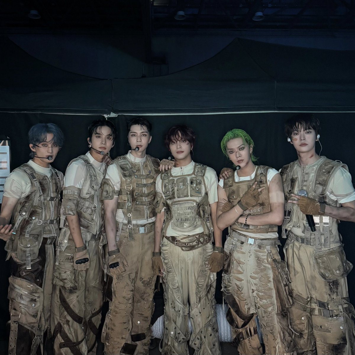 mrkpeu's tweet image. two bands that i represent
one time for the main event