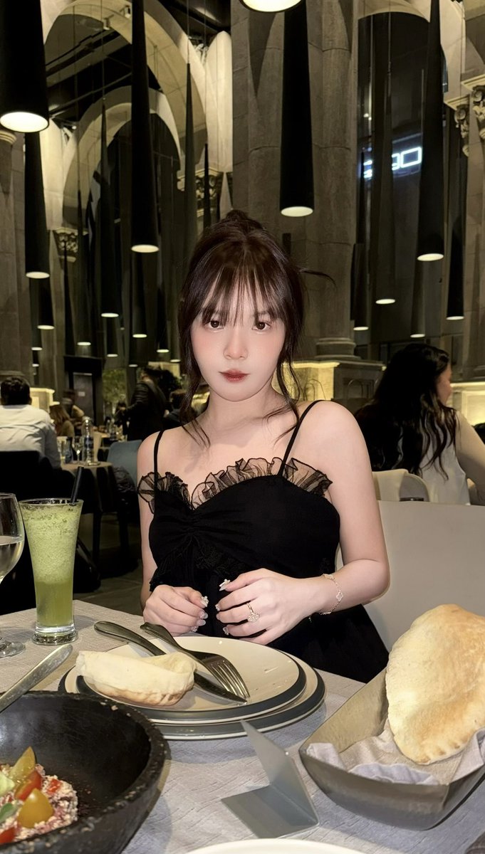 chocofah's tweet photo. ฝากรูปสวยๆไว้หน่อยค่ะ แค่อยากมาเที่ยวอียิปต์ ไม่ได้อยากเทสระบบอียิปต์โว้ย🥹 แต่ถ้ามีโอกาสก็จะกลับไปอีก 🍞🧀🫶🏻💖 ยอดเยี่ยมยิ่งใหญ่เกรียงไกรสุสๆ https://t.co/vI9CNMwDrS
