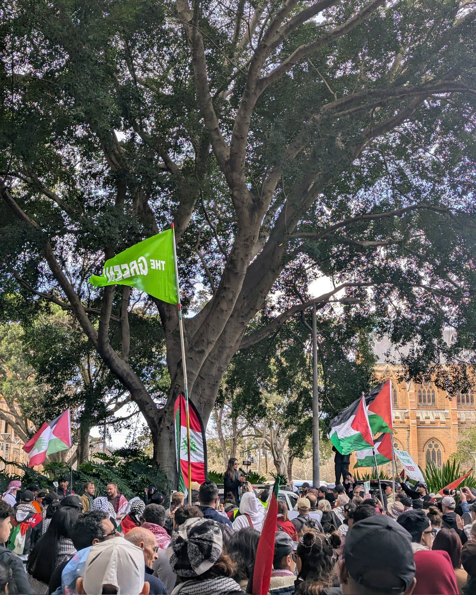 subbedin's tweet image. Gadigal Country (Sydney). Day 660 of the US-backed genocide committed by Israel against Palestinians and the Australian Labor government continues to enrich Israel. We will not stop. We will not rest. Until liberation. Until return. Palestine will be free. Long live Palestine 🇵🇸