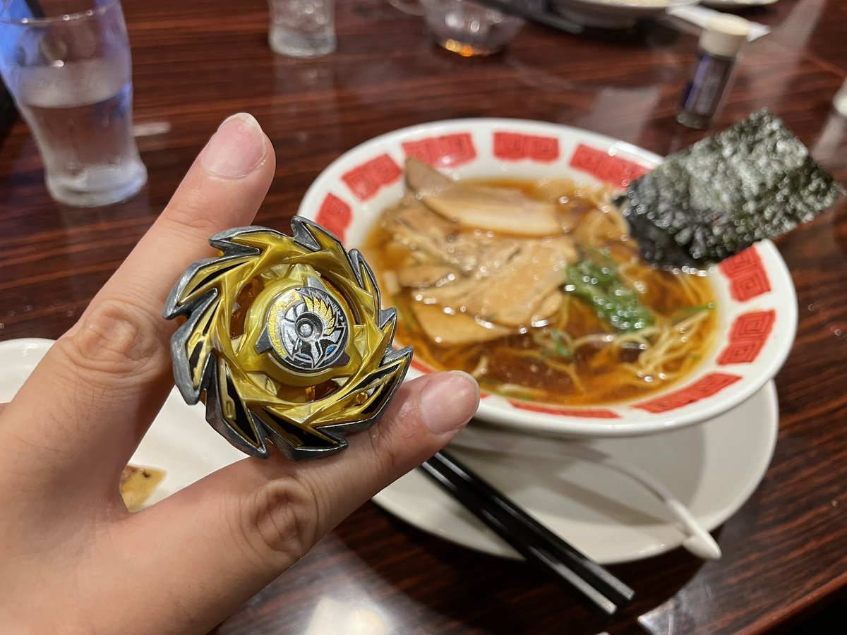 confoco0423's tweet image. ベイ回して無いけどね！