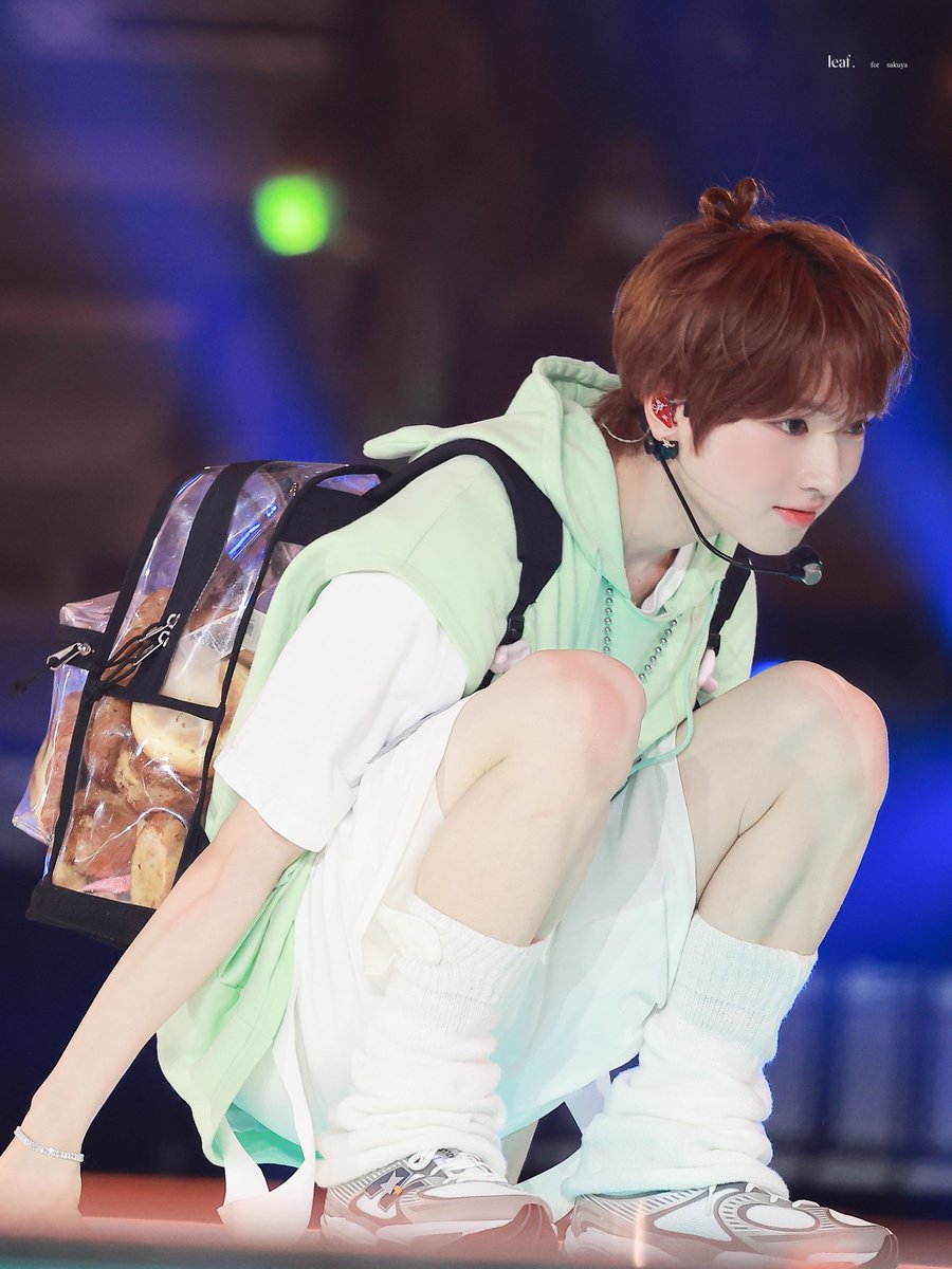 282sakuya's tweet image. 사진하나에 킬포가 몇개야 ..♡