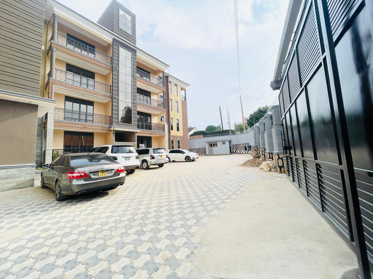 KMT_properties's tweet image. Apartment Complex For Sale
Location: Bunga Ggaba Road
Units: 12
Type: 2&1 bedroom apartments
Income: 21m Ugx per month
Purchase Price: 2.35 billion Ugx = 665,000 USD
Ready title Whatsapp or call 0786396665