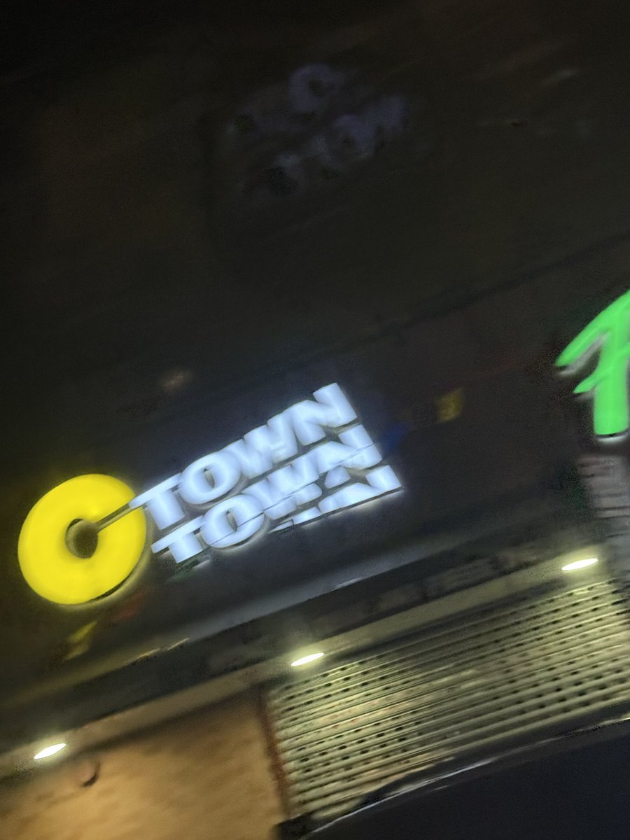 ny_mando's tweet image. Almost plugged IRL