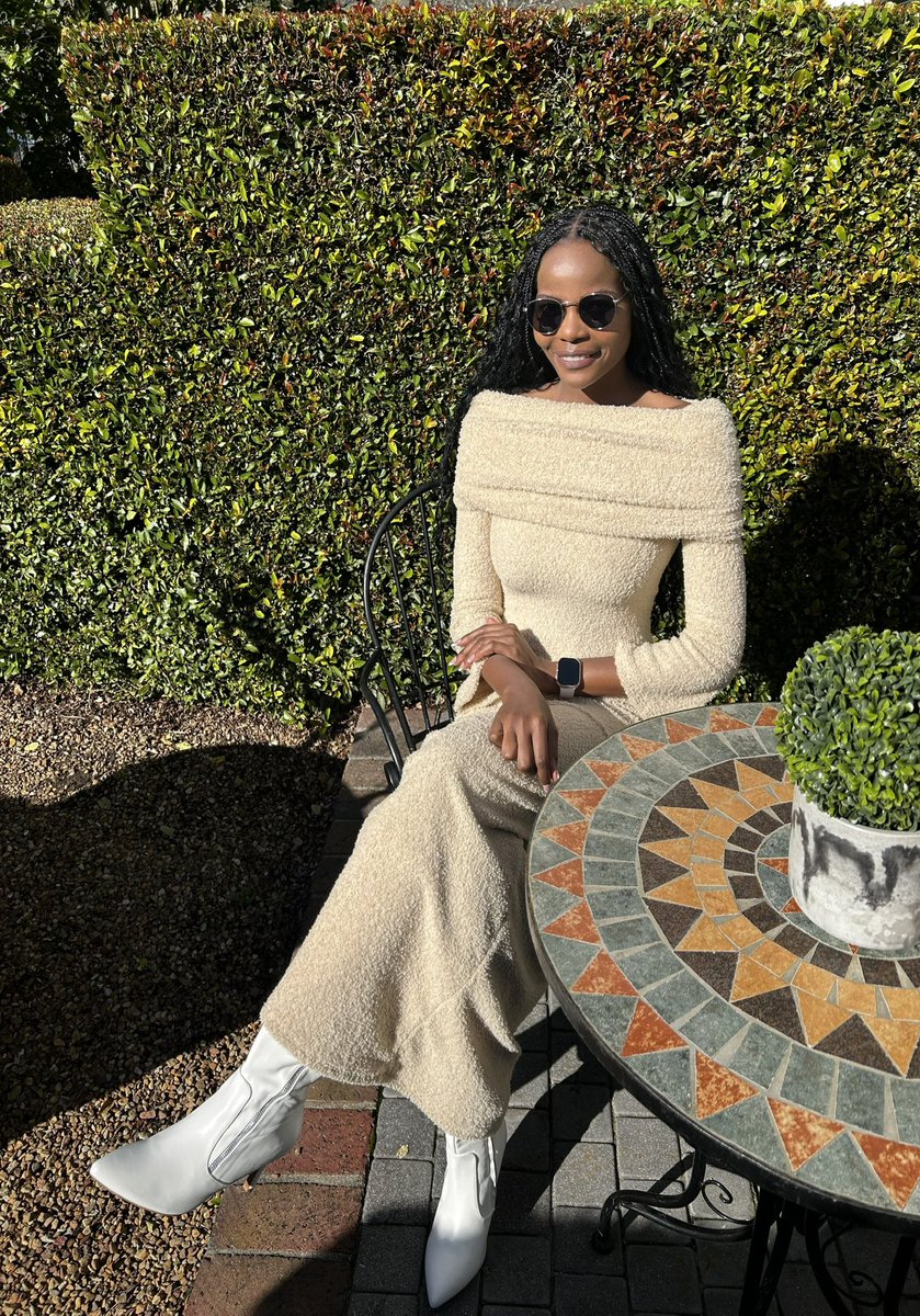 Happy birthday to me🎊
Feeling incredibly grateful for another year of life, love, and learning. May this year bring even more blessings and happiness 🥳🎂🎈

#birthday #celebration #soft #birthdaygirl