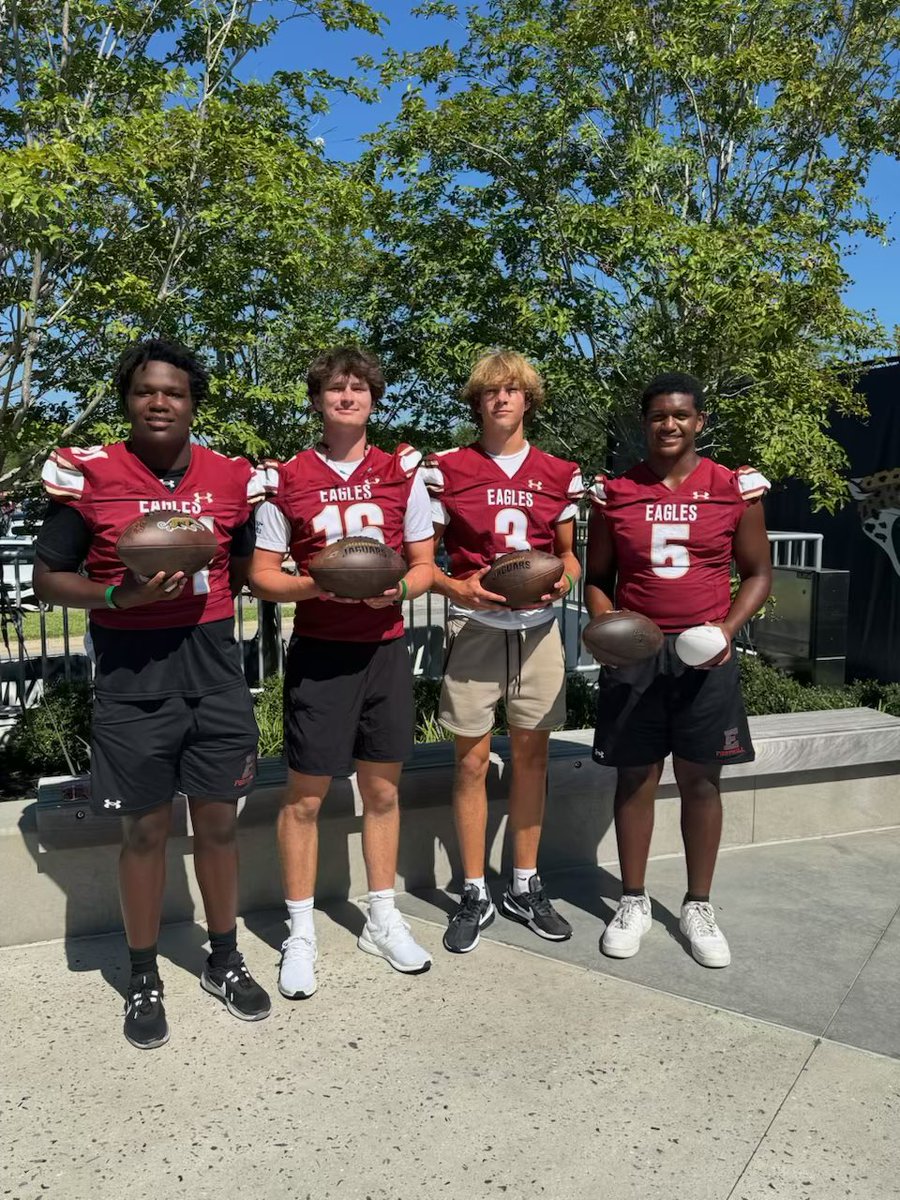 FootballEsj's tweet photo. 🔥 Big day for the Eagles! 🔥
Four of our own were selected to attend the @Jaguars Training Camp practice today! 🏈💪 #Duuuval #ESJFootball #JagsCamp2025 @episcopaleagles @Alex_M_Hicks @DevinGarland22 @ehspencer4 @BWessinger3 https://t.co/7sdg3osUN3
