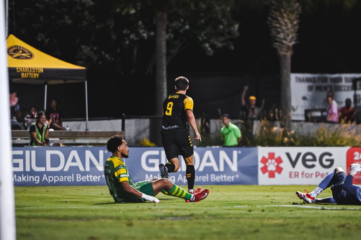 Chas_Battery's tweet image. The doc prescribed a winner. 🩺🎯