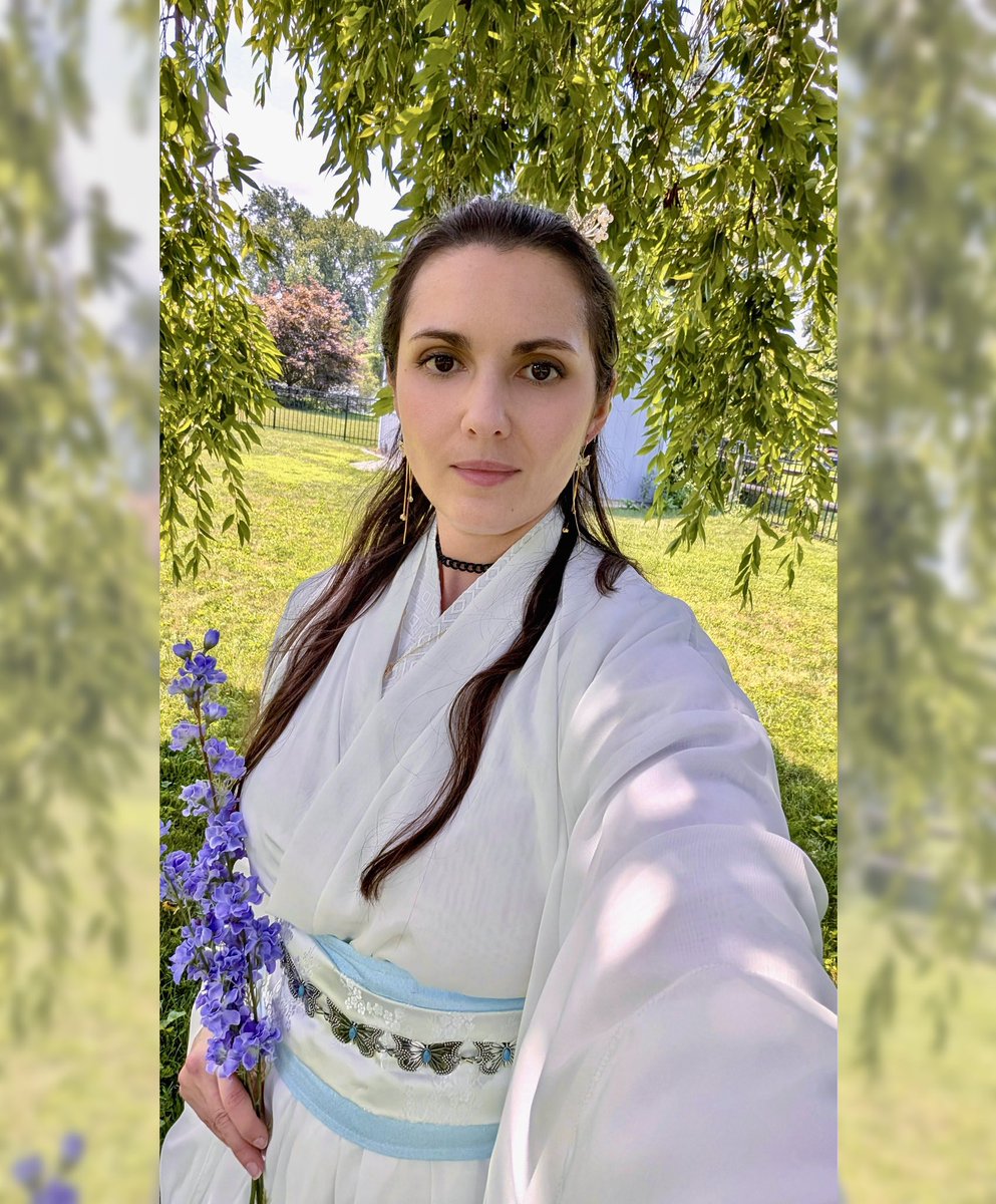 Almightyshadowc's tweet image. Was playing around as #XieLian for Tekko con last weekend :3 

(I haven’t cosplayed since college, and that was [checks notes] nearly 20 years ago wtf?! 😳)