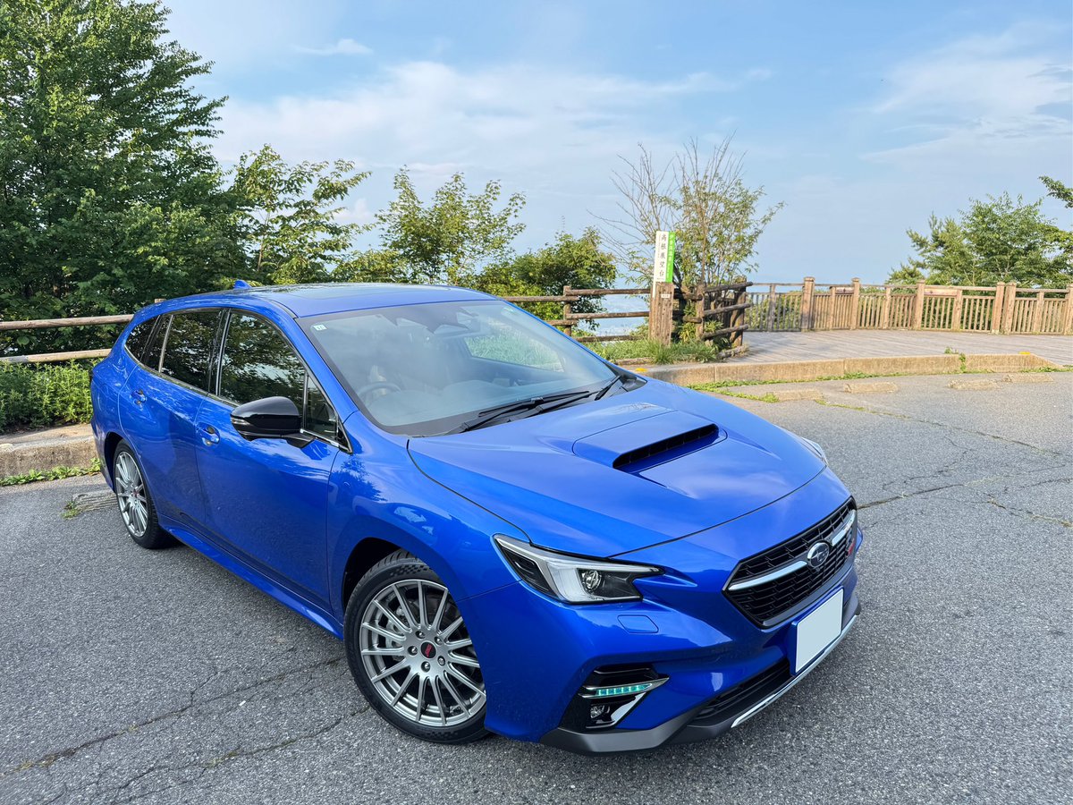 Aoi_LEVORG's tweet image. この週末は土曜のレヴォーグ納車立会からの榛名スバルフェス参加と、SUBARUづくしな2日間でした✨
10年くらい前に栃木の佐野で開催された「SUBARU FAN MEETING」の第2回目のような内容で、私がスバルを好きになったキッカケのイベントを彷彿とさせるところがとても素晴らしかったです🥹✨