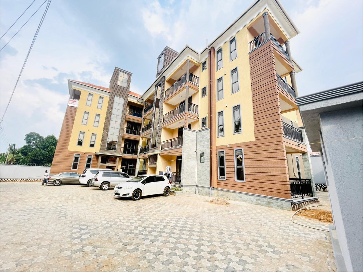KMT_properties's tweet image. Apartment Complex For Sale
Location: Bunga Ggaba Road
Units: 12
Type: 2&1 bedroom apartments
Income: 21m Ugx per month
Purchase Price: 2.35 billion Ugx = 665,000 USD
Ready title Whatsapp or call 0786396665