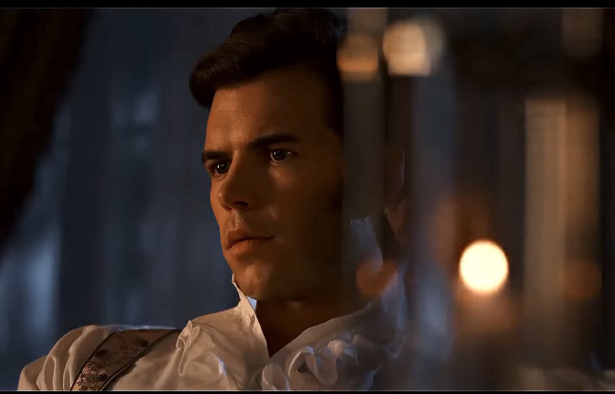mrsroxton's tweet image. I think we all have our own ideas on why he thought of the moment Penelope tended to his hand here and not their kiss - for me, it was because I feel like it was the first time that he admitted to himself that his feelings for her might be something more than mere friendship