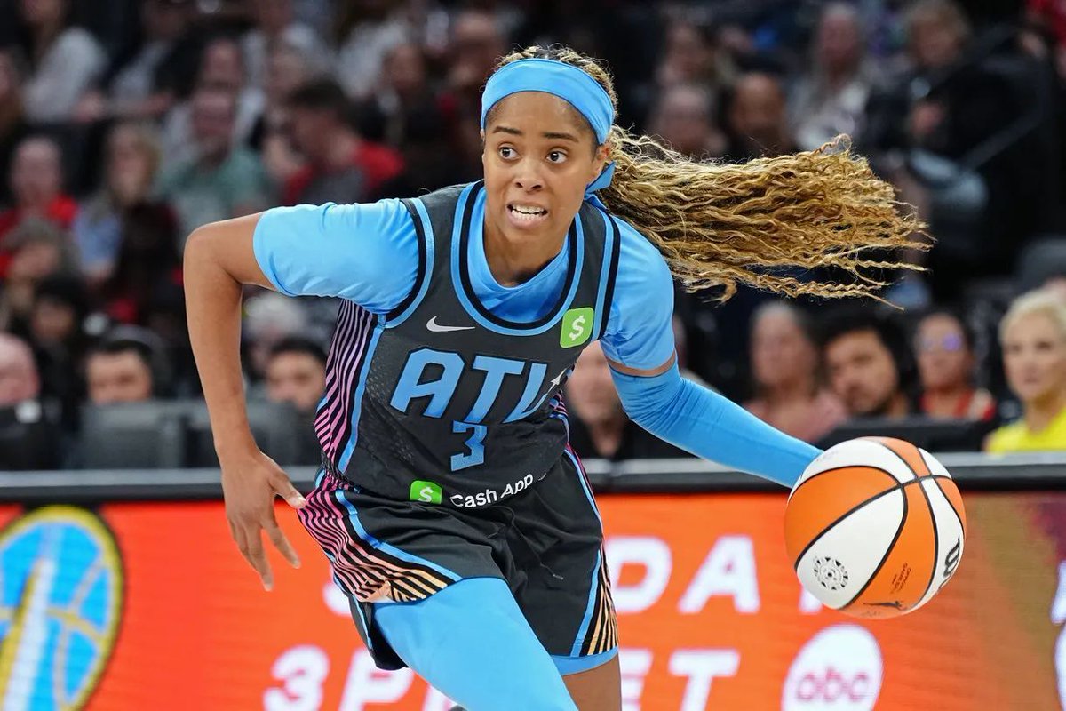 SwishAppeal's tweet image. Who's a pretender? Who's a contender?
Sunday's 5-game #WNBA slate will provide informative data points, especially for a contender-curious Dream team that is taking on the league-leading Lynx.
@ecreates88 runs down Dream-Lynx, Mercury-Mystics and more: buff.ly/xpOM4SQ