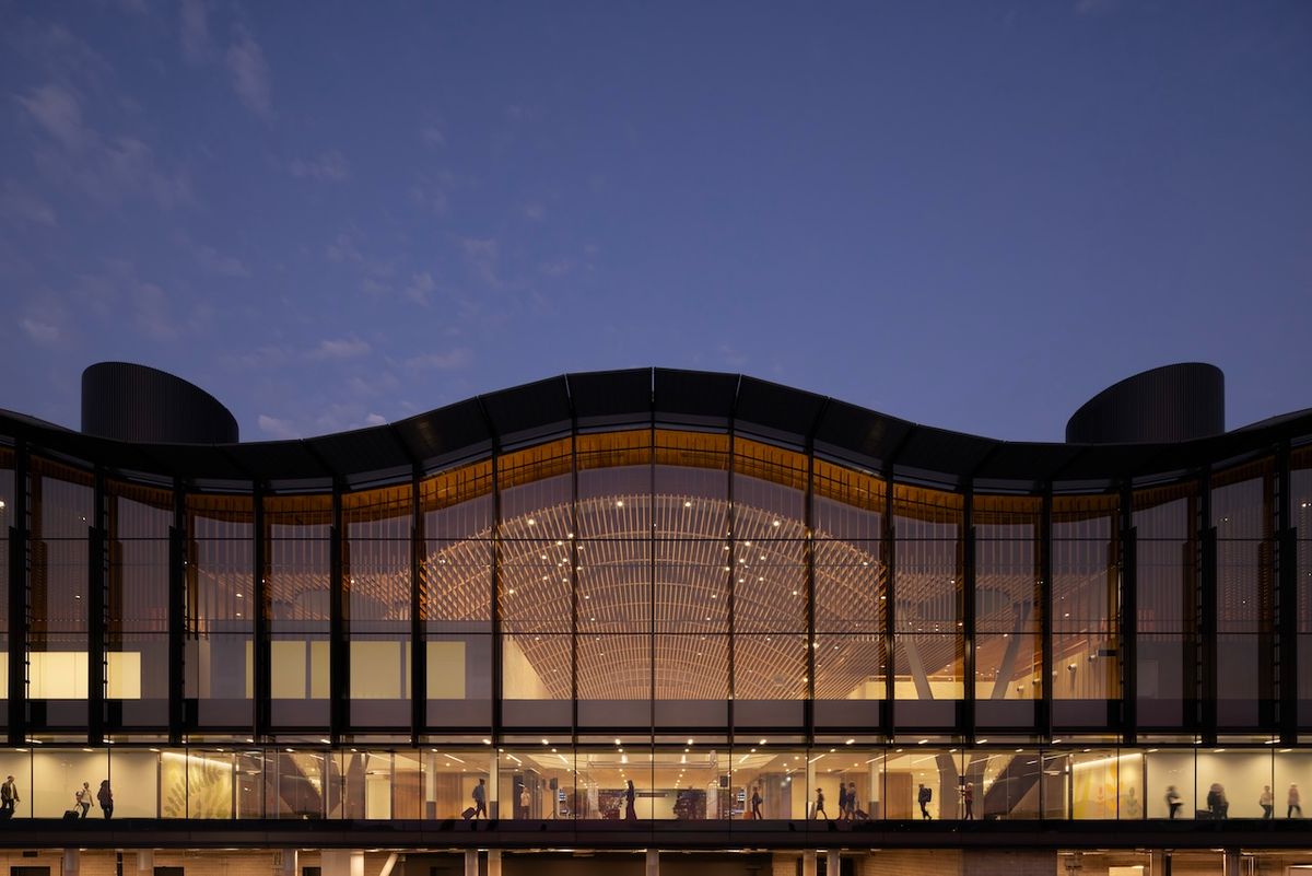 Architizer's tweet image. #ProjectOfTheDay: Portland International Airport Main Terminal Expansion by ZGF Architects
This airport terminal expansion was designed to increase capacity while creating a warm, nature-inspired travel experience. The concept draws on the forests of the Pacific Northwest, using…