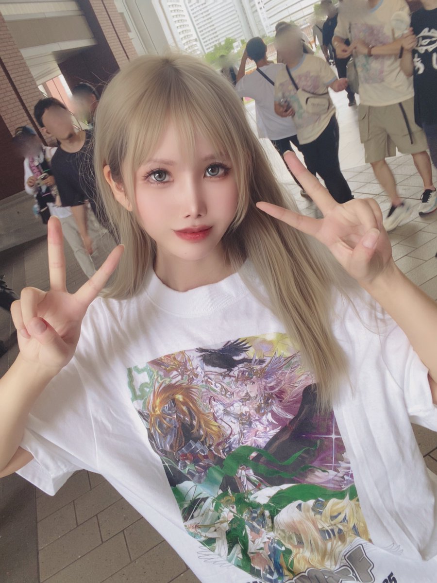 dmbs_mh's tweet image. 2日目!もうほんとに最高すぎた😭😭😭
また2人のライブを見るために私も2059年に向かって頑張って生きることにする!!
ほんとに心からマクロスF大好き、ありがとう🩷💚
#マクロスFギャラクシーライブ2025