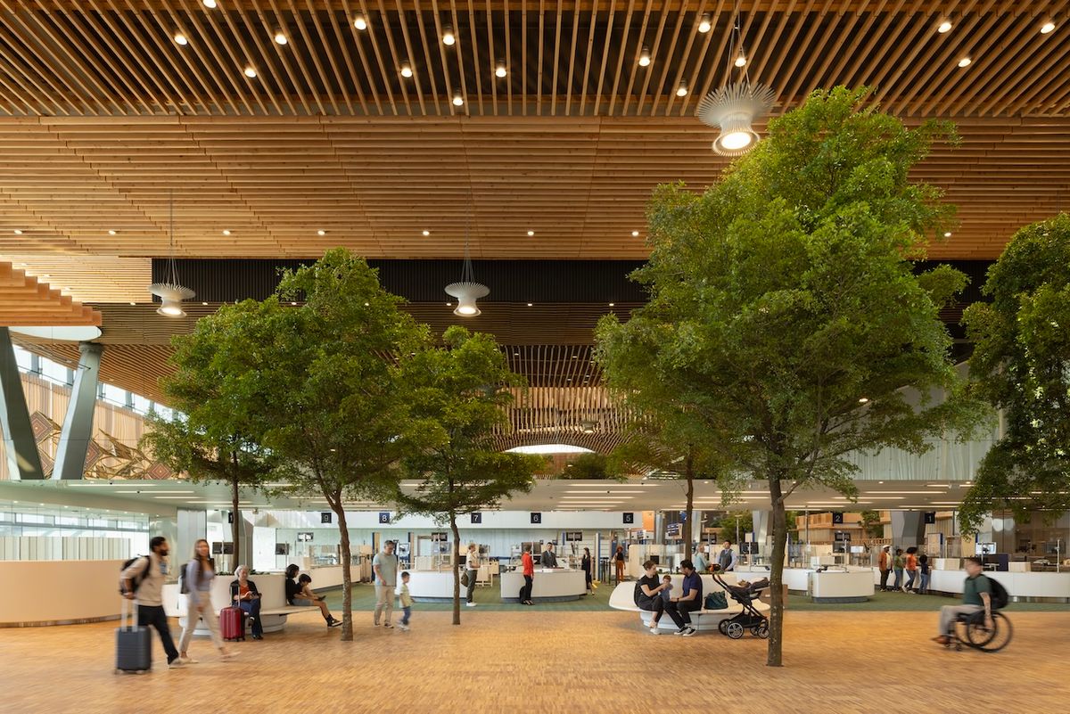 Architizer's tweet image. #ProjectOfTheDay: Portland International Airport Main Terminal Expansion by ZGF Architects
This airport terminal expansion was designed to increase capacity while creating a warm, nature-inspired travel experience. The concept draws on the forests of the Pacific Northwest, using…