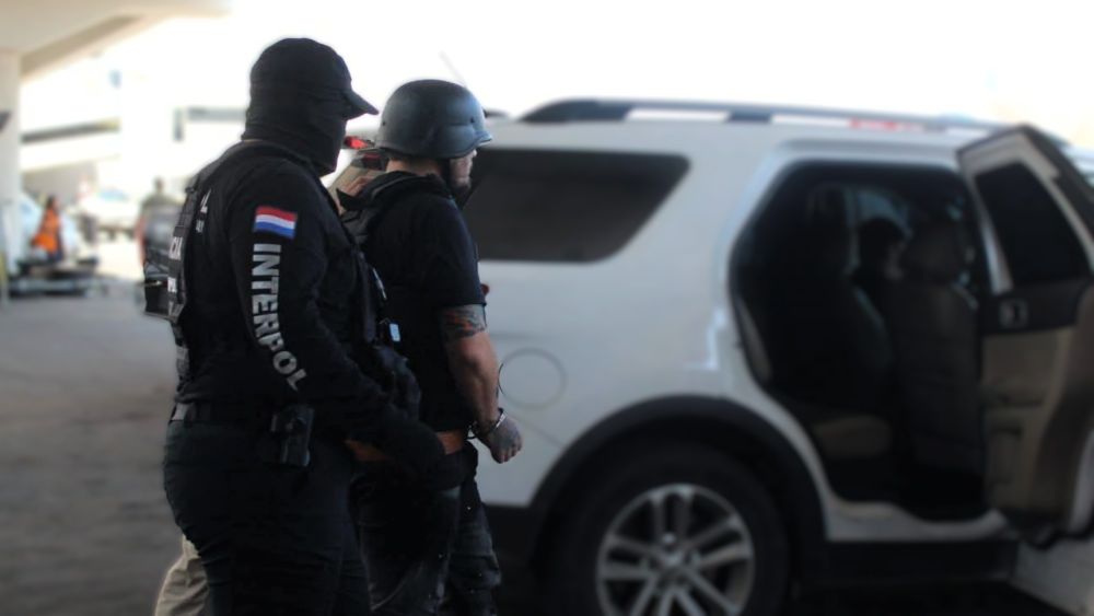 elnacionalpy's tweet image. "La Maldad" en Emboscada: presunto operador de Marset fue deportado desde Dubái dlvr.it/TM7xfr