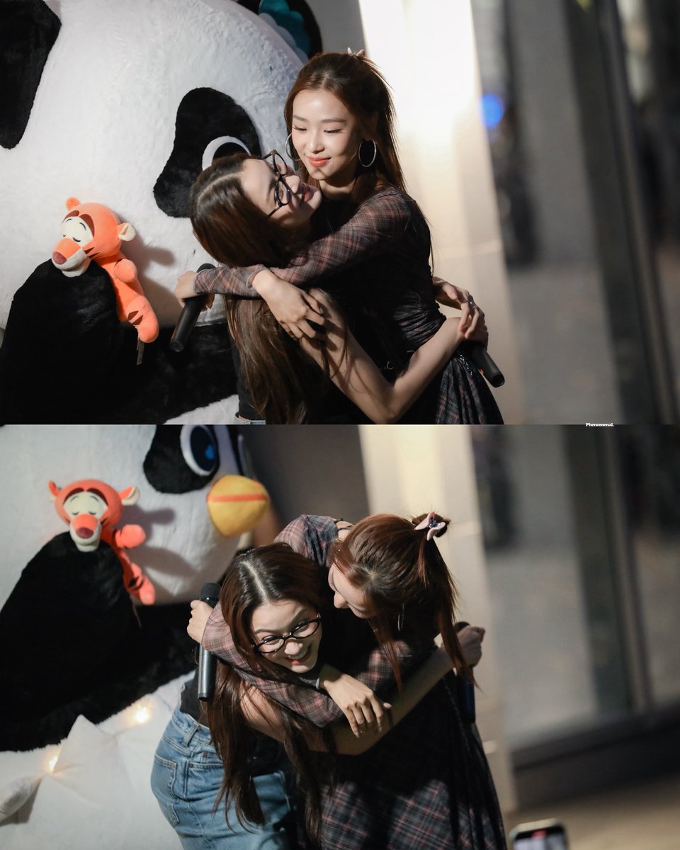 พี่น้ำตาลต้องการความช่วยเหลือ 😂

#มหกรรมนิยายนานาชาติ2025xNF