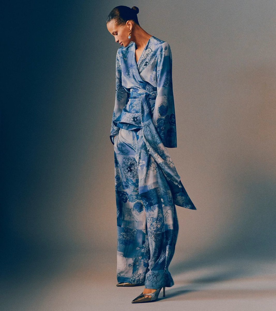 kendam_com's tweet image. Momonì Pre-Fall 2025 collection lookbook kendam.com/news/lookbooks…

#Momonì #PreFall2025 #PF25 #Lookbooks #Italy  #Fashion #Kendam