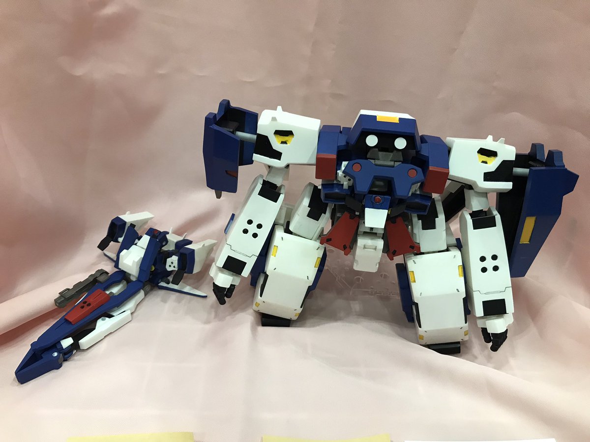 DR3_gdr3bstg's tweet image. STG #WF2025S
アークウィザー堂@archwizardow
サンダーフォースVのdual of top揃い踏み
今回は上から撮影してみました
横STGですがこのアングルでもカッコ良い!
そしてSTGでなくスパロボですがヴァルガードも
既にデカい!!
中々の迫力です