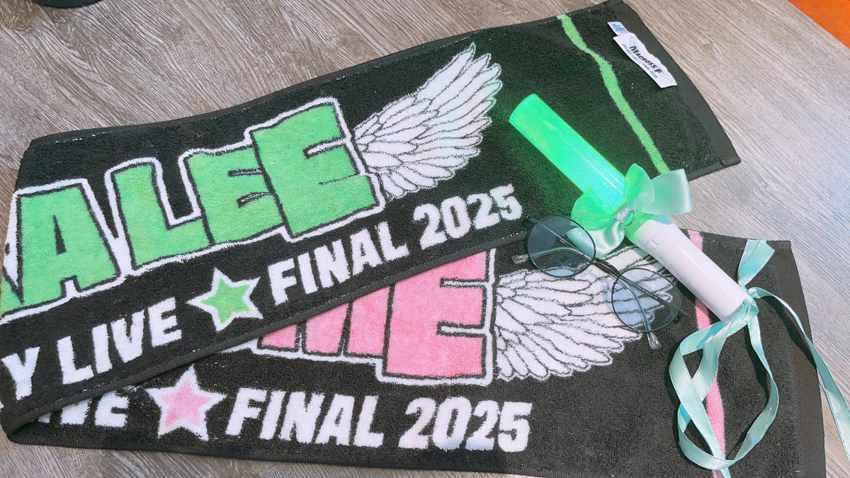 rrr_kkk_43's tweet image. 時の迷宮概念コーデでギャラクシーライブ参加!
私のポカでアクシデントあったけど無事観れました!!
胸元はちゃんと♡です