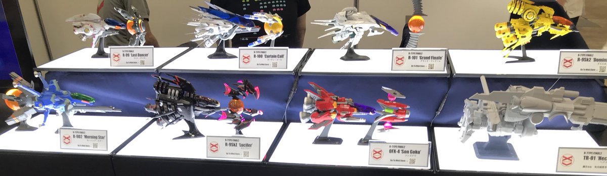 DR3_gdr3bstg's tweet image. STG #WF2025S
MODEL SQUAD #モデルスクワッド
企業ブースでR-TYPE FINAL 2の究極互換機達がこんなにデカデカと……!
嬉しくなっちゃいますね
今までのガレージキットと、これからのヘクトールも「年内発売予定」の記述!
1/180次元戦闘機コレクション共々、注目の模型メーカーさんです