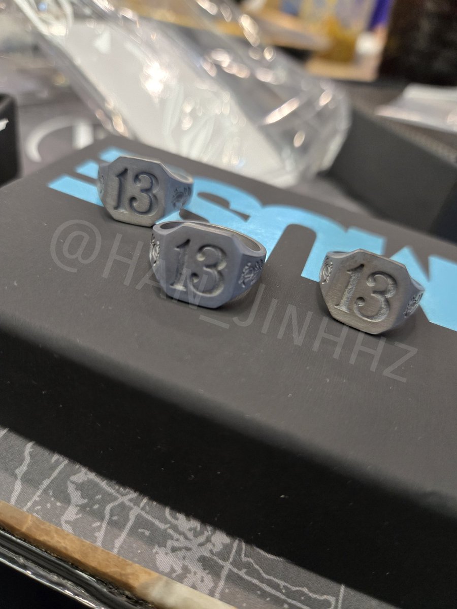 Han_Jinhhz's tweet image. บิ๊กฮิตทำเรื่องอีกแล้ว..สั่งแหวนจีมินไป🤣🤣 

 สิ่งที่ได้ กับสิ่งที่ขาย😅😅😅

มีใครเคยเจอบ้าง แจ้ง Bighit ยังไงดี 🤣🤣🤣

#bighit #bts #ตลาดนัดรถไฟบังทัน