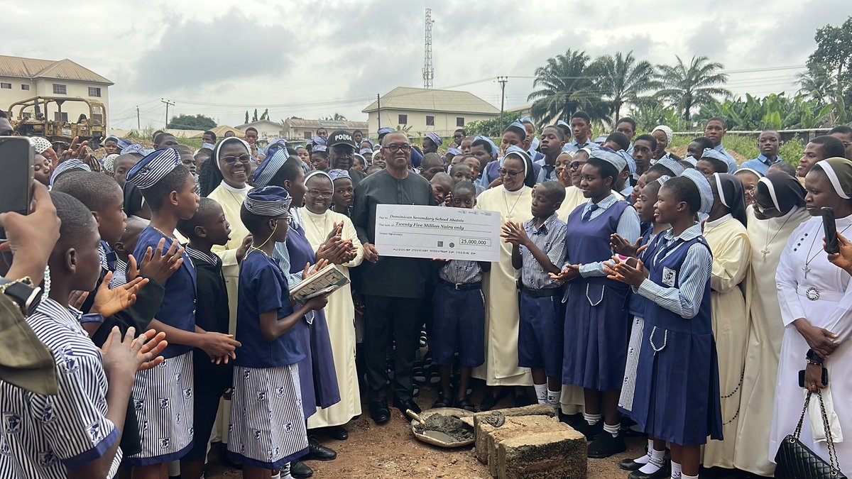 drkenon2's tweet image. Another N25 million donated to a school by Peter Obi
NIGERIA NEEDS PETER OBI URGENTLY