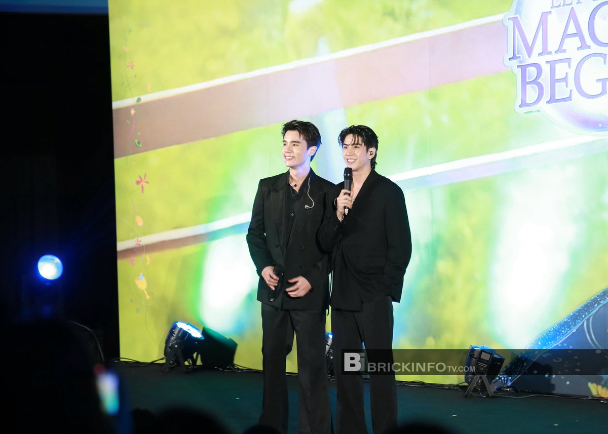 BrickinfoReport's tweet image. บรรยากาศ “จิมมี่-ซี-เซฟ-ฟรัง” ในงาน “ทำนายทายทัพ My Magic Prophecy”
#MyMagicProphecyEP1
#MyMagicProphecy
#jimmysea #จิมมี่ซี
#jimmyyjp #sea_tawinan
#savesaisawat #Francnrp