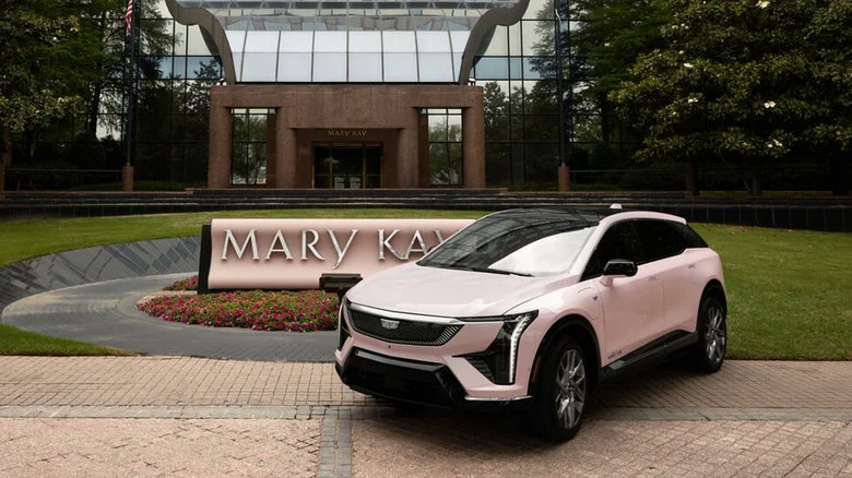 DrFredWu's tweet photo. Mary Kay goes electric with pink #Cadillac #Optiq. Mary Kay pink Cadillacs are very rare vehicles. The pink pearl color is reserved exclusively for Mary Kay Inc., and all Mary Kay vehicles are only leased for 2 years. https://t.co/VatCM3sjNJ